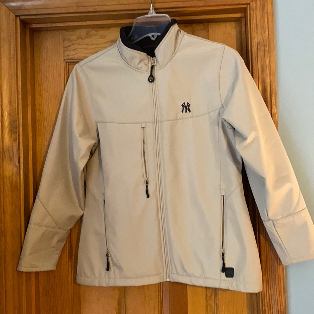 New York Yankees jacket in khaki